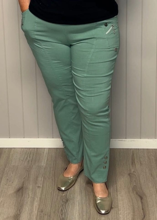 plus size Cherry Berry bukse (100627) 7/8 bukse, 1 knapp og glidelås oppe og 3 knapper på ankelen, lommer og mye stretch, Aqua marine i store storrelser