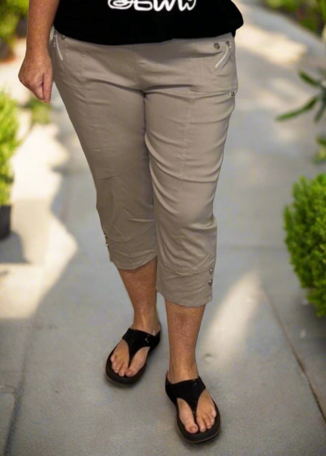 plus size Cherry Berry capri beige i store storrelser