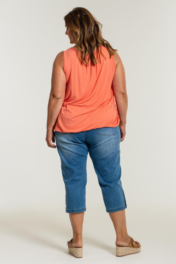 plus size Gozzip Clara loose capri pant denim i store storrelser