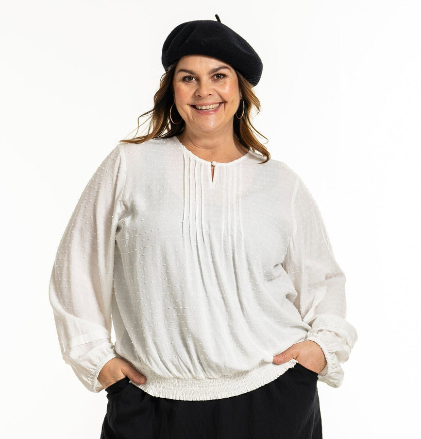 plus size Gozzip Gabriella bluse off-white i store storrelser