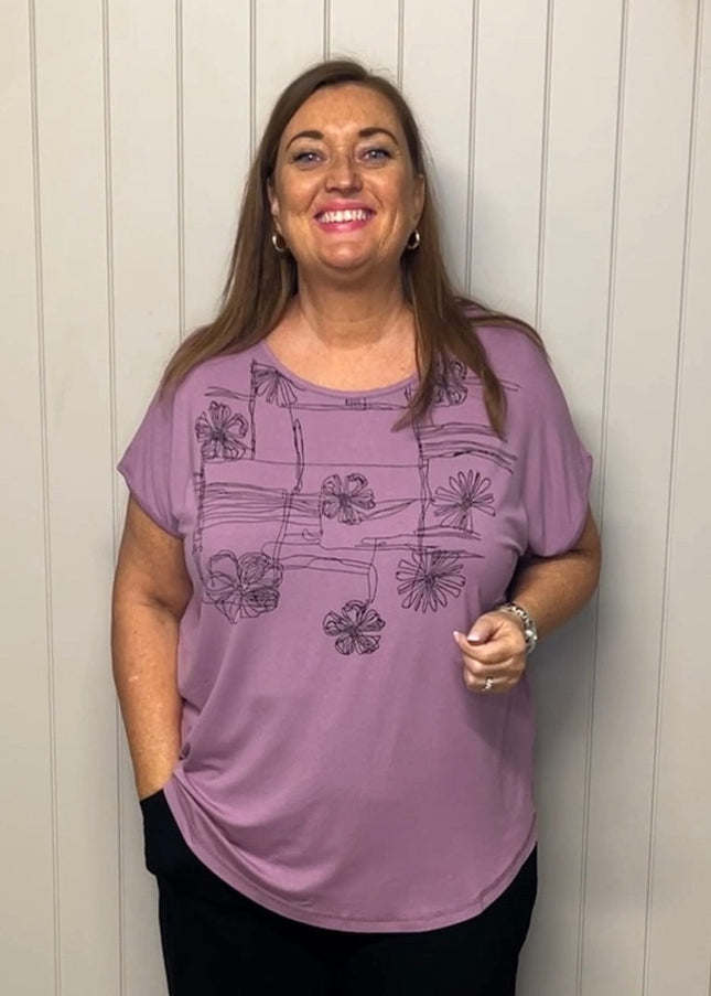 plus size Gozzip Gitte T-shirt lilla med blomster i store storrelser