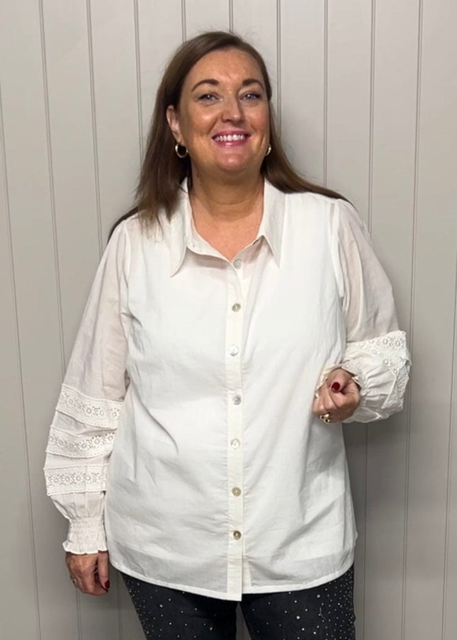 plus size Gozzip Helin skjorte off-white i store storrelser