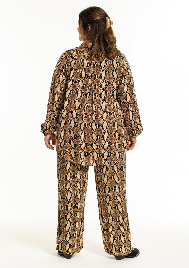 plus size Gozzip Karina skjorte snakeprint i store storrelser