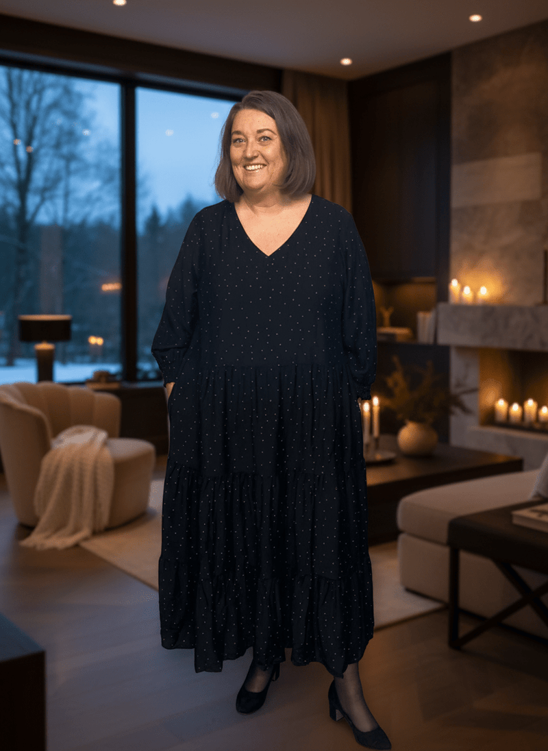 plus size Gozzip Nanna kjole Sort og Gull i store storrelser