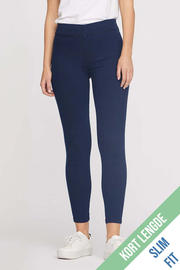 plus size LauRie Serene Kort Slim Bomull Mørk Denim i store storrelser 100537-49520-40-44 (2)