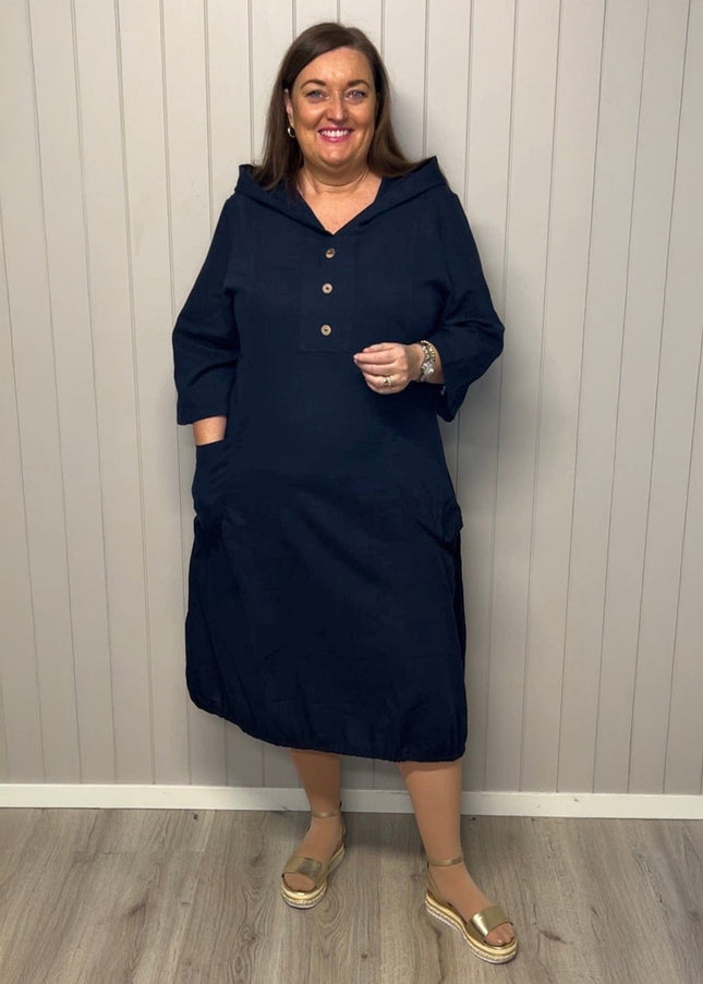 plus size Pomme Lin/bomullskjole med hette Marine i store storrelser