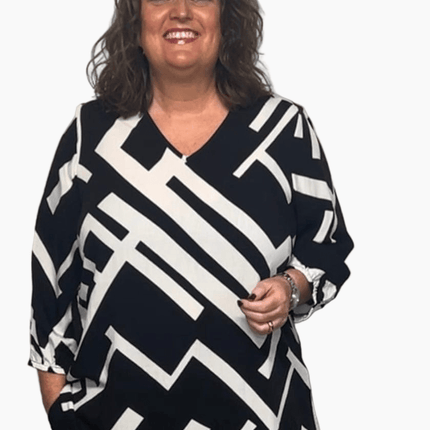 plus size Studio Emmy bluse sort og hvit i store storrelser