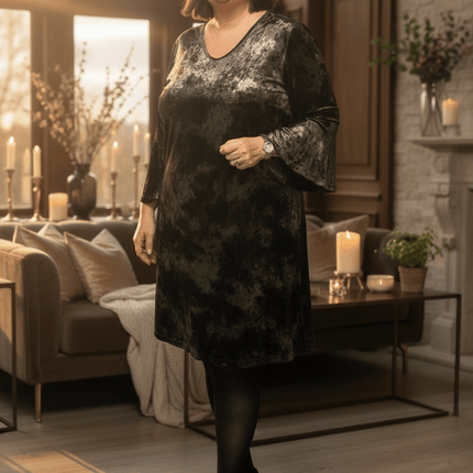 plus size Studio Helda kjole fløyel Grønn i store storrelser