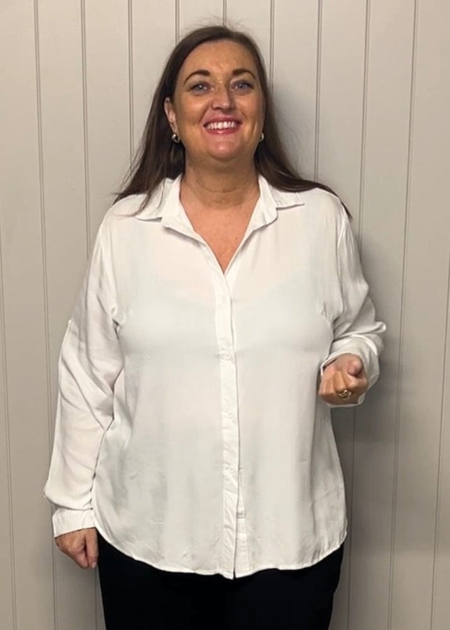 plus size WF avslappet bluse i viskose Hvit i store storrelser