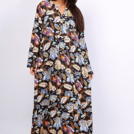 plus size WF lang kjole med v-hals, lange ermer, 100% viskose, mønstret, Sort i store storrelser