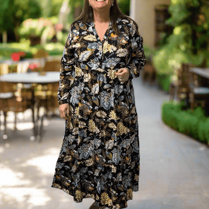 plus size WF lang kjole med v-hals, lange ermer, 100% viskose, mønstret, Sort i store storrelser