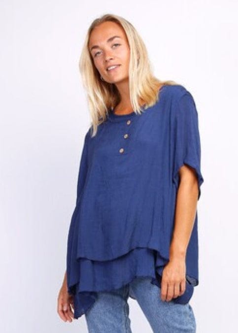 plus size WF topp, lett og elegant topp med dekorative knapper, Viskose, Marine i store storrelser