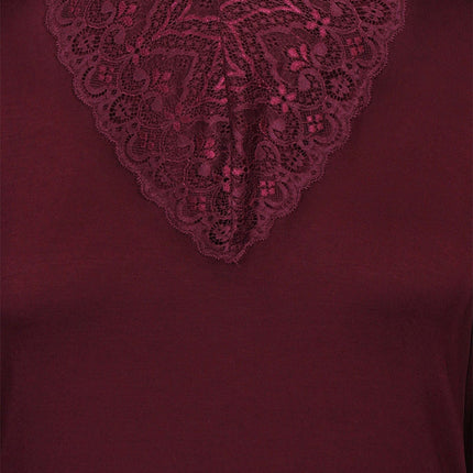 plus size Zhenzi Bambou topp med blonder Vinrød i store storrelser