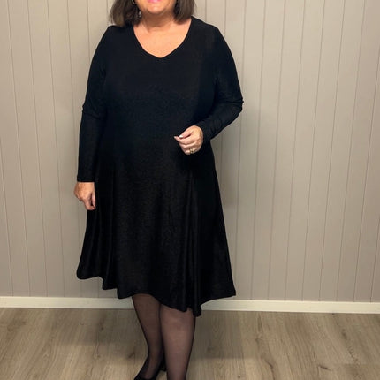 plus size Zhenzi Toby kjole glitter sort i store storrelser