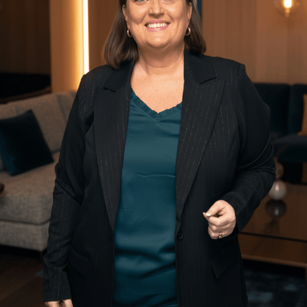 plus size Zhenzi Vaya Blazer pinstripe Sort i store storrelser